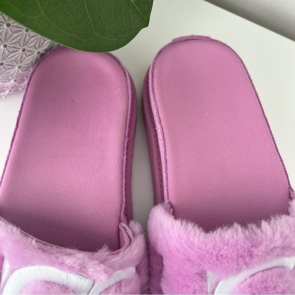 UGG Fur Slide Sandals - Picture 4 of 10